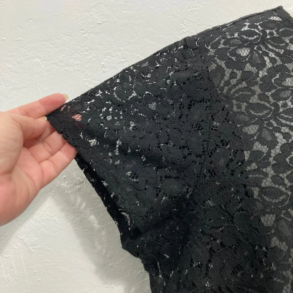 Old Navy Whimsigoth Black Romantic Lace Tee Top Short Sleeve Keyhole L/G - Picture 9 of 10